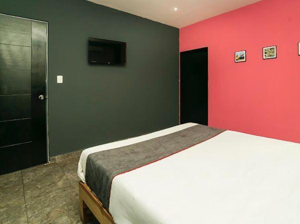 Adhoc Plaza Hotel Монтерей Екстериор снимка