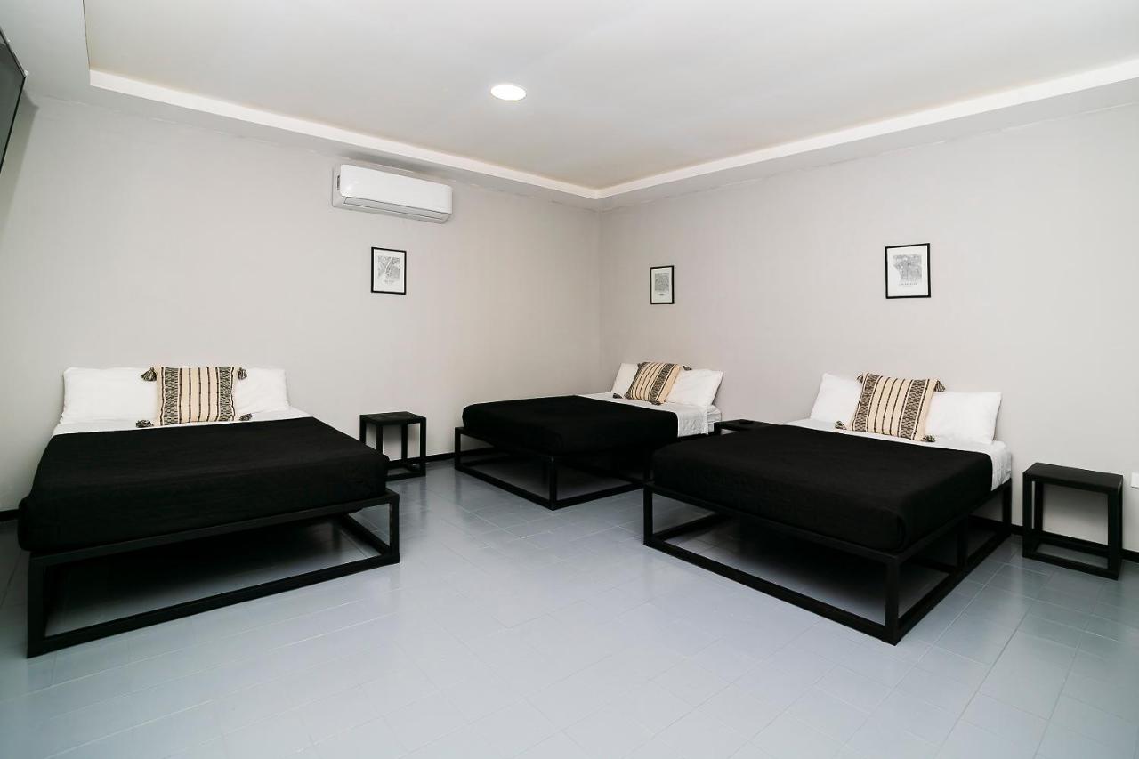 Adhoc Plaza Hotel Монтерей Екстериор снимка